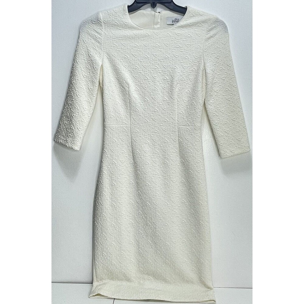 Belle Badgley Mischka Mid Sleeve Knit Quilted Floral Sheath Dress Size 2 Ivory